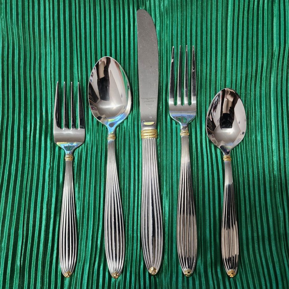 Reed & Barton Stainless w/Gold Accent Flatware Golden Jubilee 5 Pc Place Setting